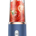 Miniatyrbillede 8 af 8: Mini Juicer Cup - Multifunktionel, bærbar og genopladelig juicerblender til studerende og husholdninger