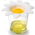 Miniatyrbild 4 av 5: Blomdesign Äggseparator för Enkel Äggvita och Äggula Extraktion Köksredskap