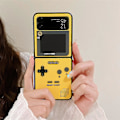 Miniatyrbillede 4 af 5: Luksus 3D Tastatur Hård PC Beskyttelsescover til Samsung Galaxy Z Flip 4 - Game Boy Kompatibelt Etui