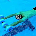 Pikkukuva 4 / 4: Vesijumppa Käsipainot Aqua Fitness Tanko Käsipainot