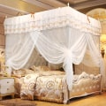Miniatyrbilde 4 av 8: Luxury Princess Four Corner Stolper Seng Gardin Baldakin Netting Myggnett Sengetøy (M)