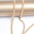 Miniatyrbilde 7 av 7: 3 rader diamantnett wrap rull glitrende krystallrhinestonebånd bryllupskjoledekorasjon