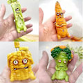 Miniatyrbilde 3 av 4: Sint Gulrotfigur, Håndlaget Sint Resin Gulrotfigur, Interessant Humor ZD.16 gulrot