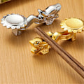 Miniatyrbilde 5 av 5: Chopsticks Holder Legering Retro Drage Chopsticks Rack, Gull 4 stk