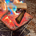 Miniatyrbillede 8 af 8: Farvet flammepulver, flammefarvepakker med langvarig pulserende flammefarve, pulver til ændring af flammefarve til indendørs og udendørs brug, 30 g