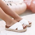 Pikkukuva 2 / 3: Paksut valkoiset platform-espadrilles-kiilasandaalit EU 38 - Naisten kesän flatform-liukusandaalit