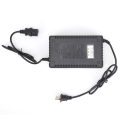Miniatyrbilde 8 av 8: Intelligent litiumbatterilader 12,6V 5A utgang ladeadapter for elsykkel CN-plugg 220V