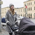 Pikkukuva 4 / 5: Pehmeät, lämpimät ja vedenpitävät käsineet lastenvaunuihin, pyörään ja pyörätuoliin