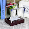 Miniatyrbild 6 av 8: Upplyst Newtons pendelboll miniatyrmodell prydnader heminredning hemmakontor skrivbordsdekor presenter