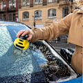 Miniatyrbilde 2 av 5: Multifunksjonell avriming av elektriske vindusviskere utendørs om vinteren