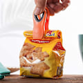 Pikkukuva 5 / 5: Magneettiset klipit pusseille ja ruoalle - 12 magneetin setti jääkaappiin