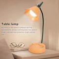 Miniatyrbilde 3 av 5: Blomst LED Skrivebordslampe Student Soverom Belysning Berøring Lesing Øyebeskyttelse USB Blomsterskjerm T