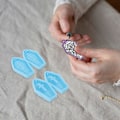 Miniatyrbillede 3 af 4: Gotiske Halloween Øreringe Resinforme - 4 par Kiste & Vedhæng Silikoneform zd EQ
