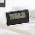 Miniatyrbild 1 av 4: Svart Digital Väckarklocka, Digital Reseväckarklocka, Datum, Kalender, 12/24 Timmar Temperatur Batteridriven Väckarklocka, Snooze-funktion, Digital C