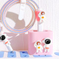 Miniatyrbild 5 av 5: Laddare Cover Astronaut Andas Enkel installation Silikonladdare Kabelskydd för 18W 20W Laddare 5-delat set (rosa)
