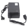 Miniatyrbilde 4 av 8: Intelligent litiumbatterilader 12,6V 5A utgang ladeadapter for elsykkel CN-plugg 220V