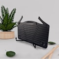 Miniatyrbilde 1 av 3: Justerbar Bokstøtte med Holdbar Klips - Sammenleggbar og Bærbar for Skrivebord, Bærbare Datamaskiner, iPads, Kokebøker, Musikknoter