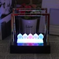 Pikkukuva 7 / 8: Newtons Swing Ball LED-valo Newtons Science Kids Lelut Tasapainopallot Pöytälelut Kodin ja toimiston sisustus