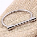 Miniatyrbillede 2 af 4: Rustfrit stål D Form Bar Skrue Sjakkel Hestesko Nyhed Mode Armbånd Smykker Armring