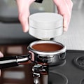 Miniatyrbild 6 av 8: 51 mm 3-vinklad lutning justerbar dubbelskikts kaffepress i rostfritt stål