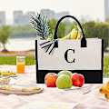 Miniatyrbilde 5 av 5: Personlig Strandveske i Canvas med Initialer - Monogrammert Tote Bag for Kvinner B