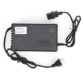 Miniatyrbilde 5 av 8: Intelligent litiumbatterilader 12,6V 5A utgang ladeadapter for elsykkel CN-plugg 220V