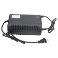 Miniatyrbilde 7 av 8: Intelligent litiumbatterilader 12,6V 5A utgang ladeadapter for elsykkel CN-plugg 220V