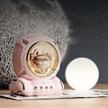 Pikkukuva 3 / 4: Luova astronautti langaton Bluetooth-kaiutin mini kannettava matkapuhelin subwoofer ulkokäyttöön pieni audio musta