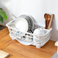 Miniatyrbilde 5 av 5: Tørkestativ Rask drenering Avtakbar bunn Dreneringsbrett Design Sterk plast Tørketrommel for tallerkengaffel Spisepinner Hvit