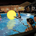 Miniatyrbilde 2 av 5: LED Strandball Badeleker, Oppblåsbar Lysende Strandball, Flytende Bassenglys med Fjernkontroll, 4 Moduser, for Utendørs Festdekorasjon