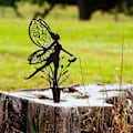 Miniatyrbilde 3 av 5: Hagedekorasjon Fe Metallstatue Kunst Plen Gård