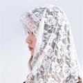 Miniatyrbillede 6 af 8: Kort brude slør blonder enkelt lag elegant høj kvalitet bryllup brude slør til kirker bryllupper dåb hvid