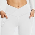 Pikkukuva 3 / 5: Naisten korkeavyötäröiset bootcut-joogashortsit taskuilla vatsan tukemiseen, koko 2XL, valkoinen