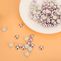Miniatyrbillede 2 af 8: 100 stk. Halvcirkelformede Perleperler Rivetsæt til Tøjtasker DIY Dekorationstilbehør (Lilla)