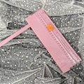 Miniatyrbilde 1 av 5: Papirkutter Liten Minifolding Klarskala Grader Gratis karbonstålskjæring Scrapbook Papir Trimmer Rosa