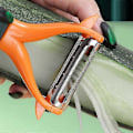 Miniatyrbillede 2 af 5: 3-i-1 Frugt- og Grøntsagsskræller Rustfrit Stål Multipurpose Flaskeåbner Grøn1072