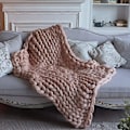 Pikkukuva 4 / 4: Paksu Merinovillainen Neulepeitto - Boho Koti Sisustus 100x130cm Ruskea