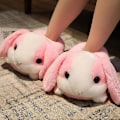 Pikkukuva 2 / 4: Plush-tossut - Jänis/hamsteri/koira-kuvio, lämmin pörröinen vuori, sisätilojen talvikengät aikuisille, yksi koko (35-41cm)