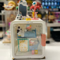 Miniatyrbild 6 av 6: Dockhusrum Dockskåp Skåp Display Box Case 2 Layer Transparent Dörr Vit