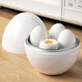 Miniatyrbilde 4 av 5: Hurtig Eggkoker - Kok 4 Egg, Hardkokte eller Posjerte, på 5 Minutter - Spesielle Formekokeverktøy - Hvit, 5.5*6.3
