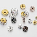 Miniatyrbilde 4 av 5: 100 stk. 4 6 8 10mm Runde Rhinestone Krystallperler For DIY Smykketilbehør Sink Metall Flate Avstandsstykker Gull 8mm