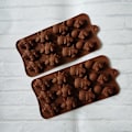 Miniatyrbillede 5 af 5: Dinosaur Chokoladeform Sæt - Non-stick Silikon, 12 Hulrum, Fødevarekvalitet, til Chokolade, Gele, Slik, Isklumper (4-delt)