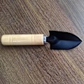 Pikkukuva 5 / 5: Puutarhatyökalusarja - 3-osainen ergonomiset puukahvaiset puutarhatyökalut