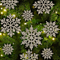 Miniatyrbilde 1 av 4: 36 stk. Jule Champagne Gull Snøfnugg Ornamenter Plast Glitter Snøfnugg Ornamenter for Vinter Juletre Dekorasjoner Varierende Størrelser Håndverk Snøfnugg
