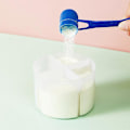Miniatyrbillede 2 af 5: Spildfri Roterende Formel Dispenser og Snackbeholder til Baby Mælkepulver