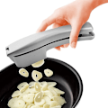 Pikkukuva 1 / 4: Garlic Master - 2-in-1 Valkosipulipaini Helppoon Murskaamiseen