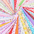 Pikkukuva 3 / 8: 100 kpl Neliönmuotoinen Patch Work printed eri kuviollinen asusteet tee-se-itse-ompelemiseen