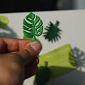 Pikkukuva 5 / 5: Monstera-kasvin muotoiset jääkaappimagneettisetit (8 kpl) - Trooppiset lehdet Jääkaapin sisustus, Söpöt 3D-magneettikuvat jääkaapille, Lokerolle, Keittiöön