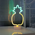 Miniatyrbilde 5 av 5: Neon Ananas LED Bordlampe - Grønn og Gul, 16 x 28,5 x 1,4 cm