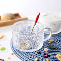 Miniatyrbillede 5 af 5: Præget klart glas kaffekrus med håndtag - 14,6oz
